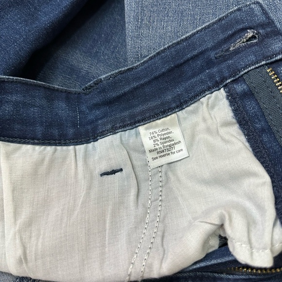 NWT Nine West Blue Jean Shorts High-Waisted Distressed - Picture 4 of 10